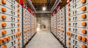 States Betting on Giant Batteries to Cut Carbon