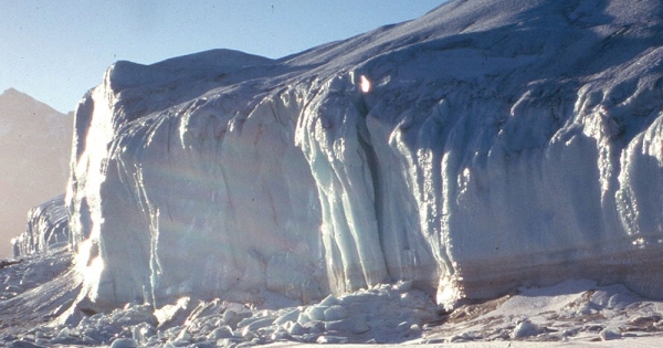 Antarctic Rumple Antarctic Riddle: How Much Will the South Pole Melt? | Climate Central